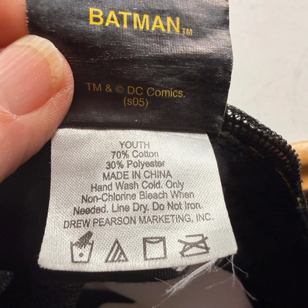 Batman Trucker Hat Kids Youth Black Flame Logo Mesh Snapback Cap